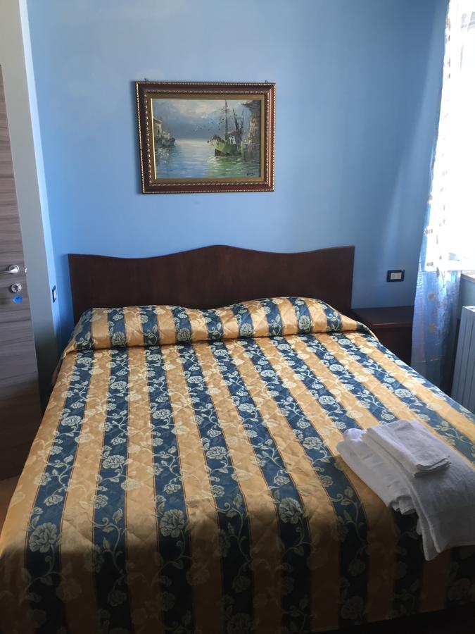 Hotel Il Castello Paola Εξωτερικό φωτογραφία