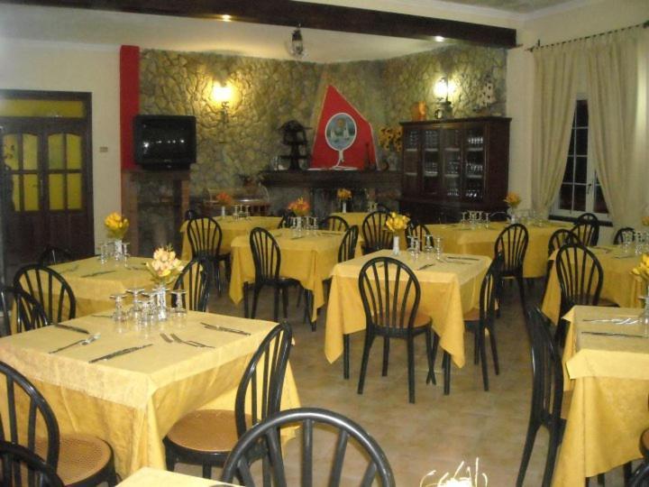 Hotel Il Castello Paola Εξωτερικό φωτογραφία