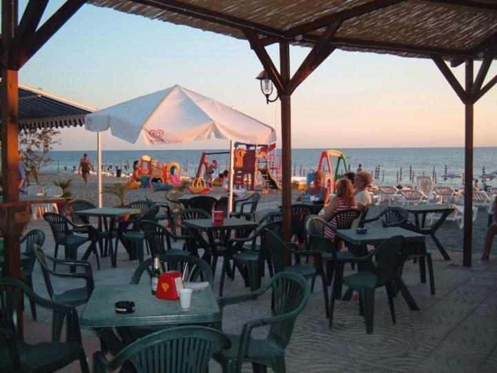 Hotel Il Castello Paola Εξωτερικό φωτογραφία